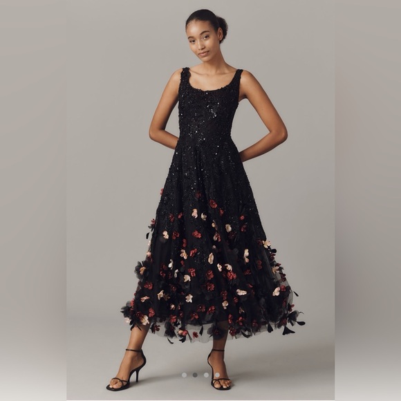 Mac Duggal Dresses & Skirts - MAC DUGGAL Sleveless Beaded Midi Dress With 3D Flowers NEW SIZE 4